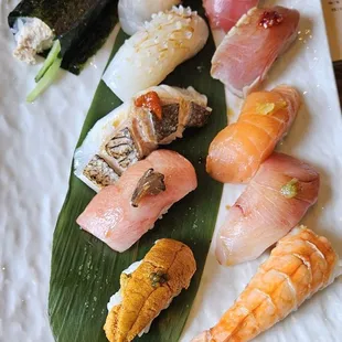 Sushi combination plate