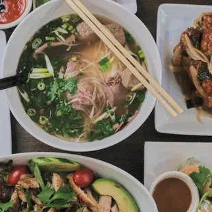 UTea Special Pho &amp; Wings