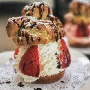 Vanilla Hand-made Cream-puff
