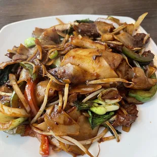 Beef Flat Noodles