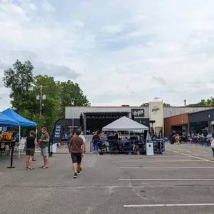 Food, beer, and centre stage