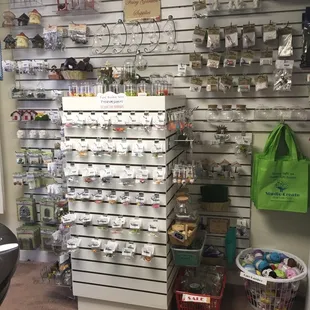 Art gift shop/store