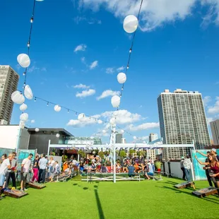 Play bags, big Jenga, beer pong and more on our rooftop!