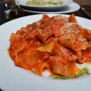 Pappardelle al Ragu di Vitello