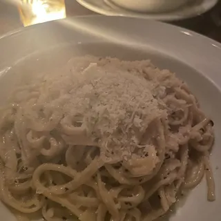 Tonnarelli cacio e pepe