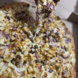 Chicken Alfredo Pizza