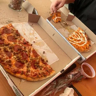 Meat Lover Pizza Buffalo Chicken Pizza