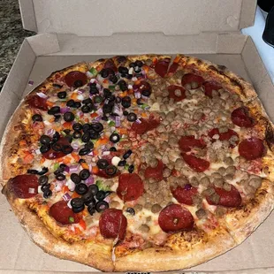 Half supreme pizza/Meat Lover Pizza
