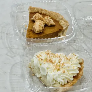 Pumpkin pie
Coconut cream pie