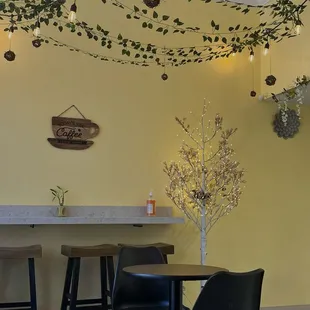 the gorgeous, always decorated inside (according to the seasons)