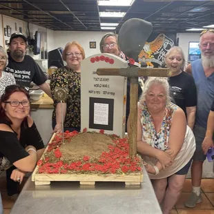 Auxiliary&apos;s Buddy Poppy Display winning entry