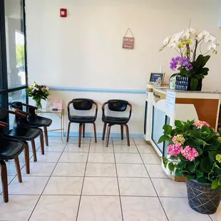 V nails &amp; spa