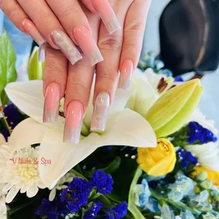 V nails