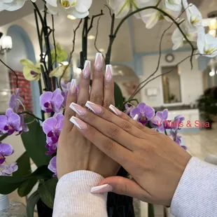 V nails &amp; spa