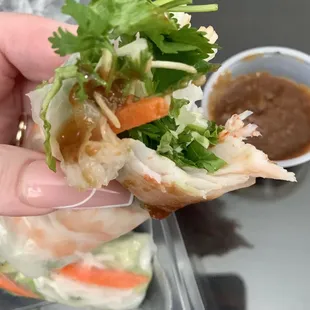 Fresh Shrimp Spring Rolls