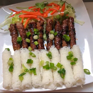 V-Nam Fine Rice Vermicelli with Grilled Beef and Onions