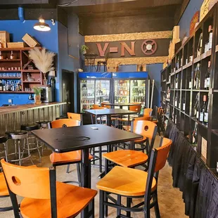 V-NO Wine Bar
