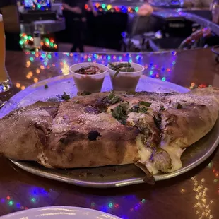 Con Carne Calzone