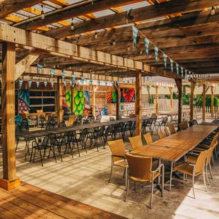 the outdoor dining area