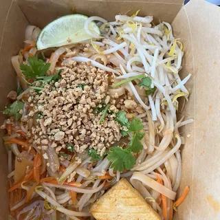 Phad Thai Noodles Bowl