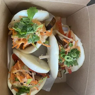 3 Piece Black Pepper Mushrooms Bao