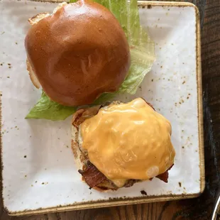 V2 Burger