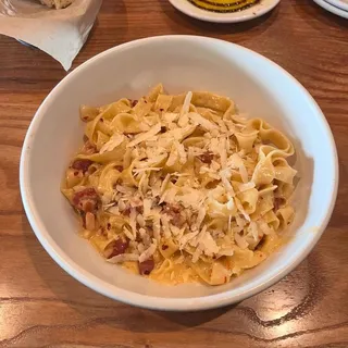 TAGLIATELLE
