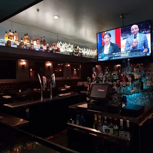Bar has plenty of options and a great place to go and watch TV while you&apos;re having a meal
