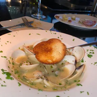 Zuppa di Vongole