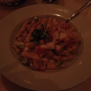 Rigatoni con Salsiccia