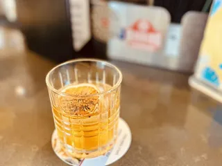 DRINK BAR
