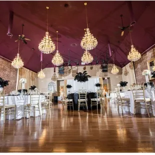 Modern old Hollywood decor