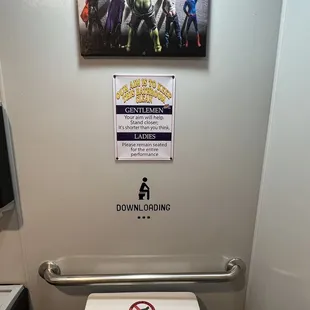 Bathroom decor was hilarious