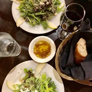 Insalata di Pere (Pear) con Gorgonzola