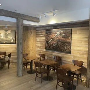 ramen and noodles, interior