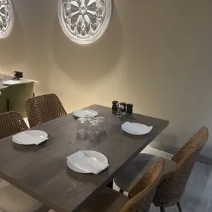 Great, cozy, family friendly, modern looking, restaurant with variety of food choice, amazing service, and fair prices.
