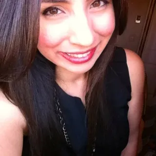Roxana M.