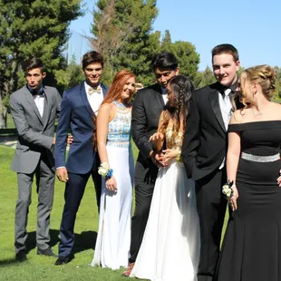 VCC was the perfect backdrop for our son's Prom pictures. Friends, food, wine and photos = a relaxing and perfect prom picture outing.