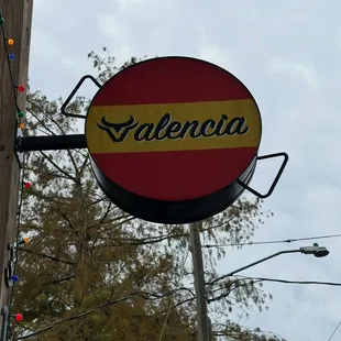 This sign means there&apos;s a lot of great fare to be had inside!