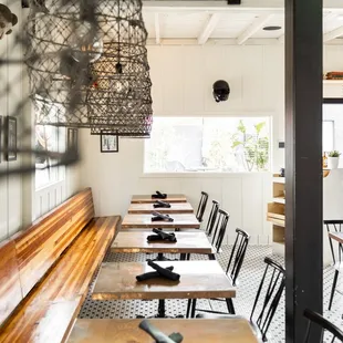 sushi and sashimi, interior