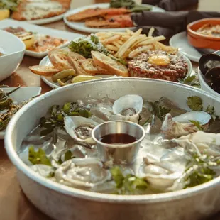 oysters and mussels, food