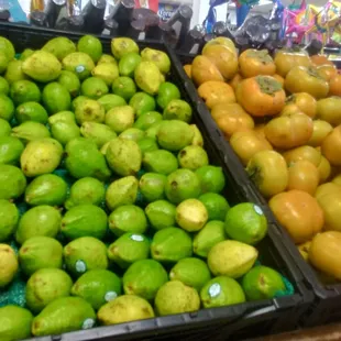 Encontramos deliciosas frutas