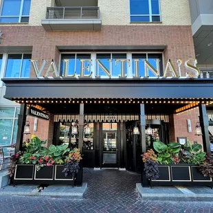 the entrance to the restaurant