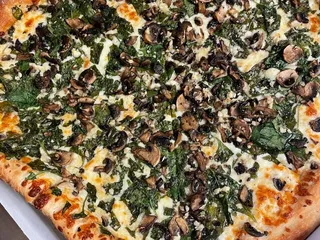 Kaimuki's Boston Pizza