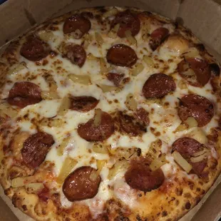 Thin medium pepperoni and pineapple