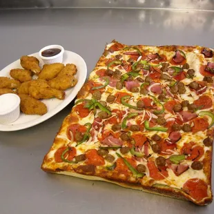 Square pizza and Wings