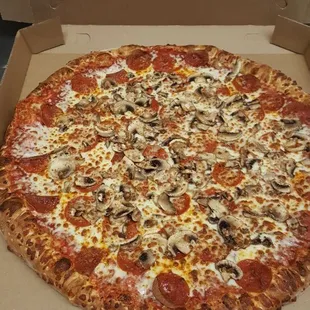 Extra large 18 inch pizza