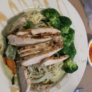 Honey Chicken pasta primavera