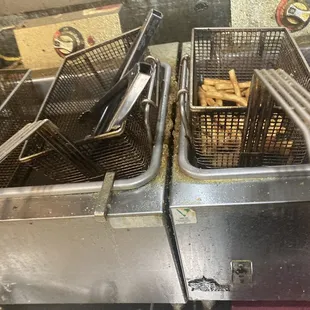 Look at the grease and crumb build up between the fryers...