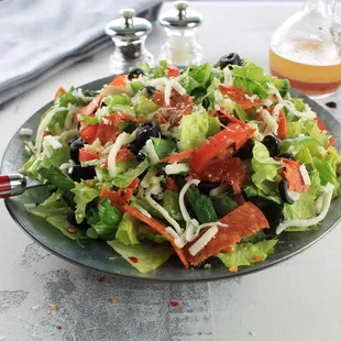 Valeo&apos;s Salad